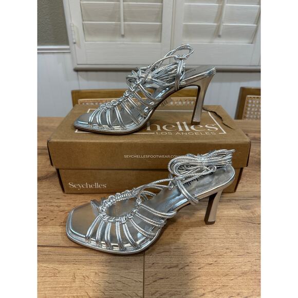 Seychelles Te Amo Ankle Wrap Sandal Metallic Leather Size 8 NIB Ankle Strap Ties - Picture 3 of 15